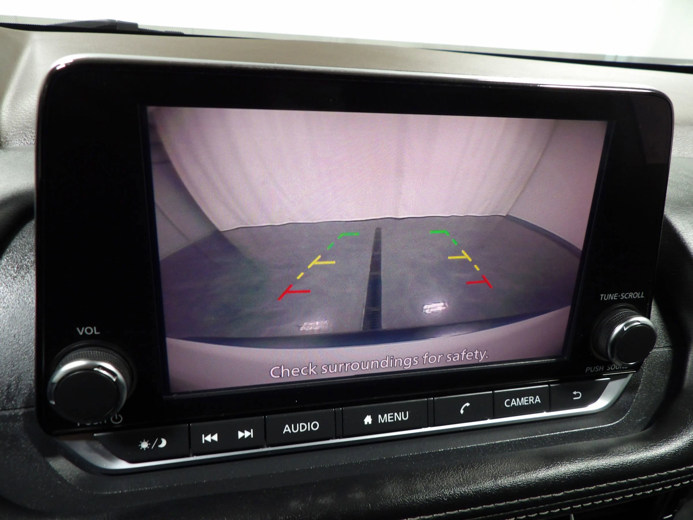 Used 2022 Nissan Rogue S AWD/4WD image 19