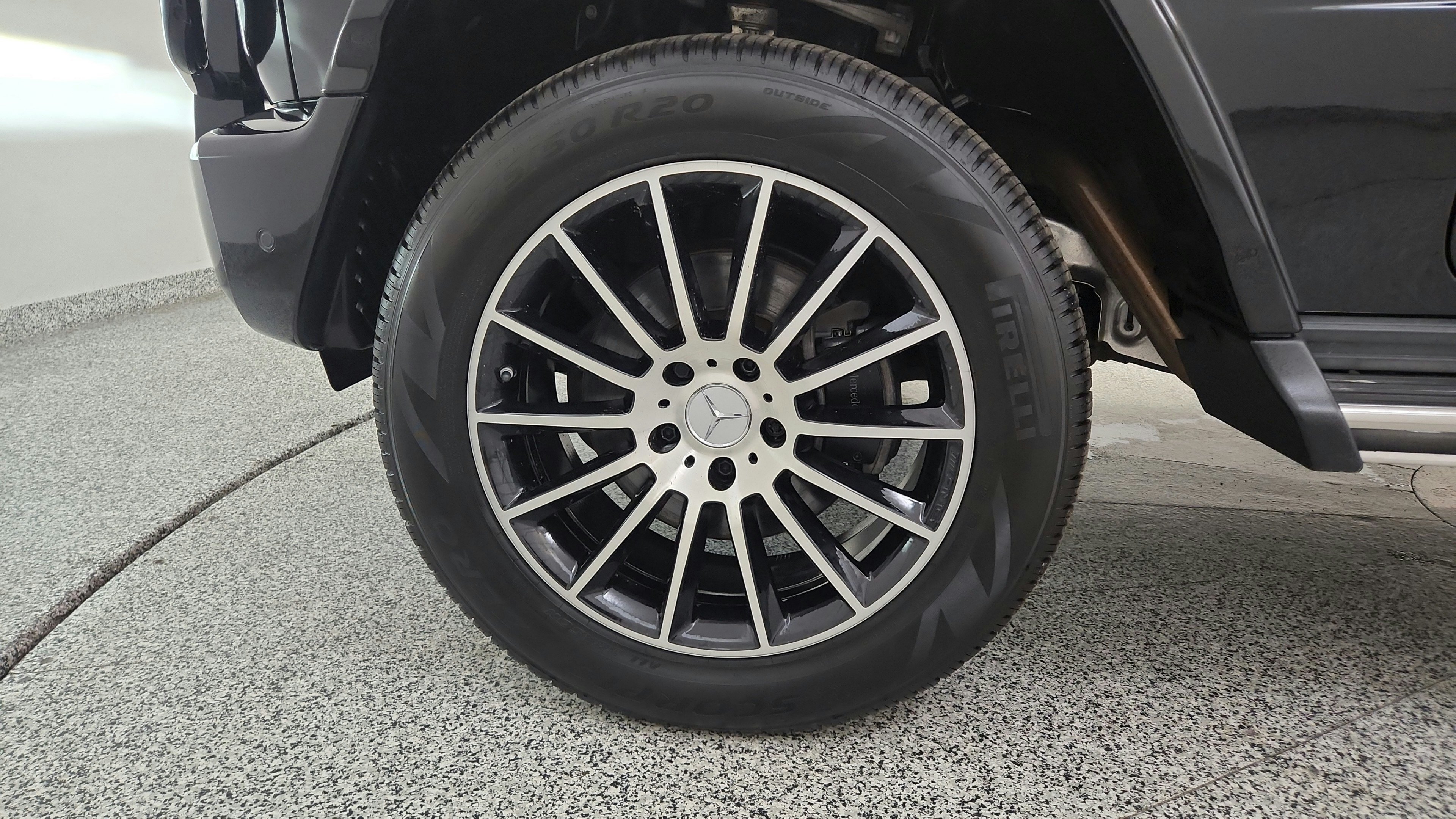 Used 2022 Mercedes-Benz G 550 image 41