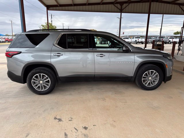 Used 2023 Chevrolet Traverse LT FWD image 9