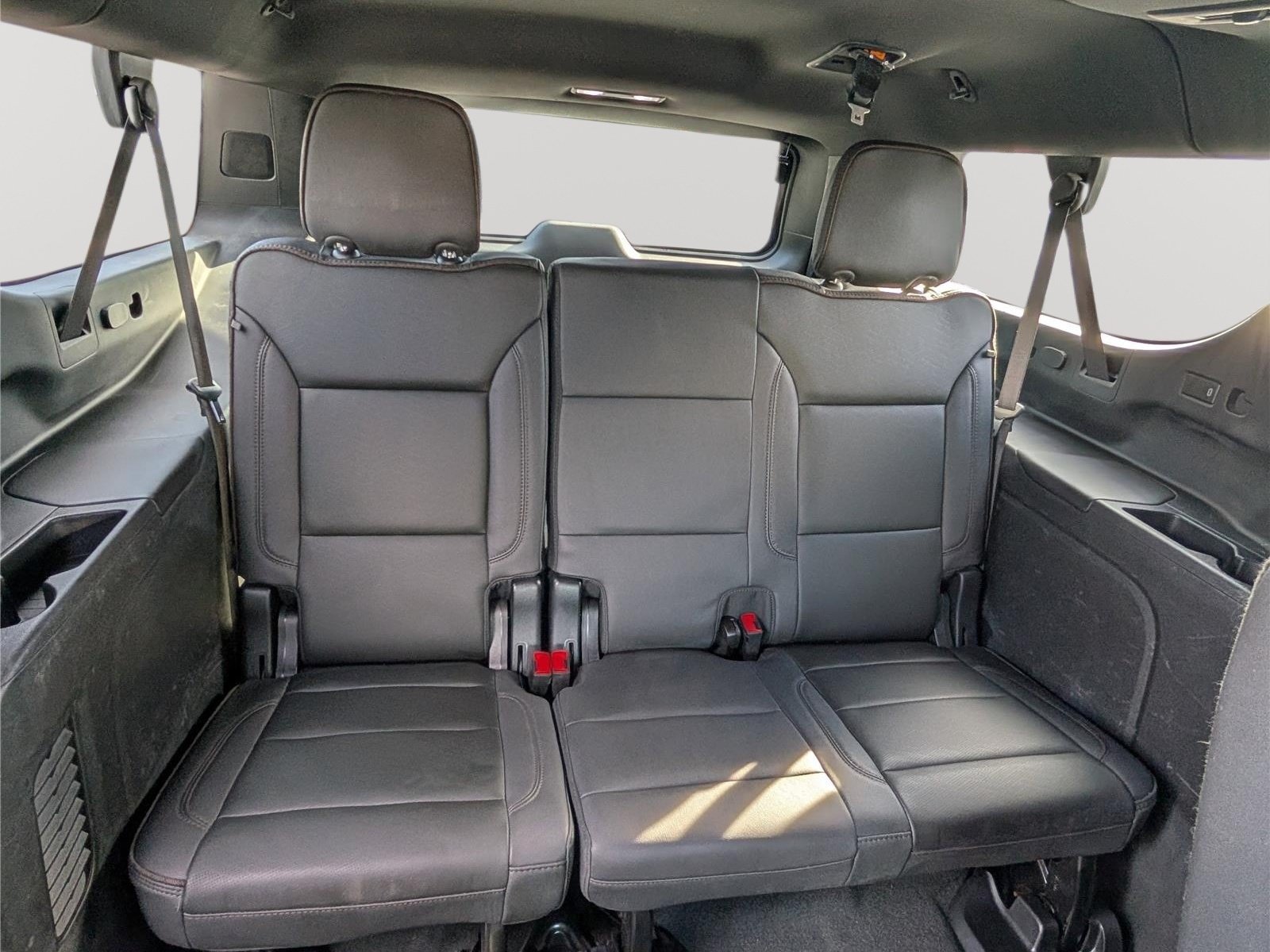 Used 2023 Chevrolet Suburban High Country w/ Advanced Technology Package AWD/4WD image 14