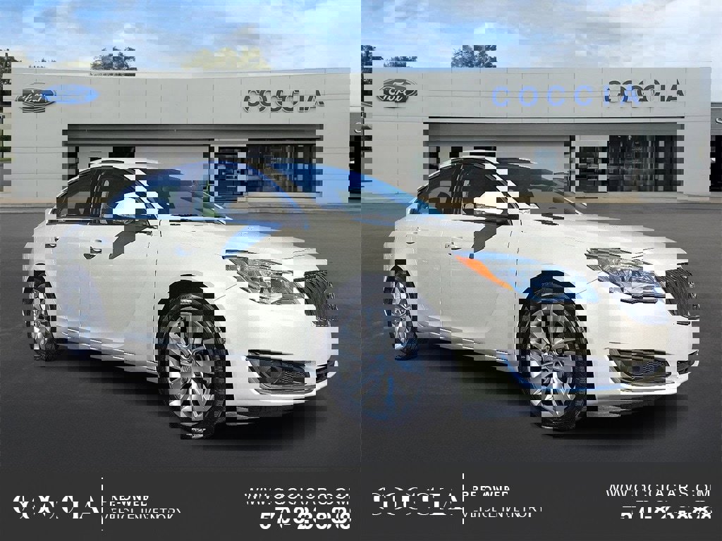 Used 2015 Buick Regal Premium w/ Experience Buick Package image 3