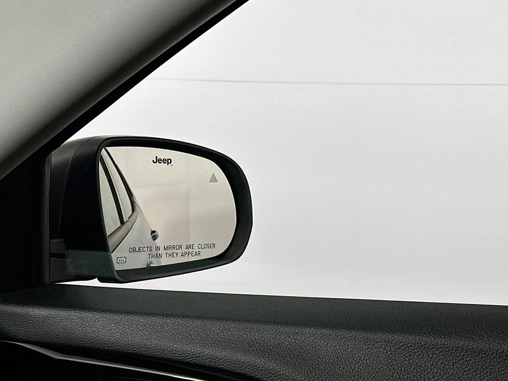 Used 2022 Jeep Compass Trailhawk w/ Sun and Sound Group image 28