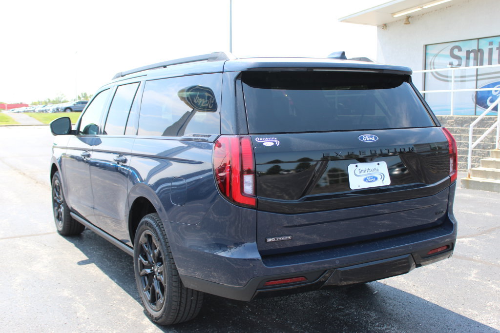New 2027 Ford Expedition Max Platinum AWD/4WD image 3