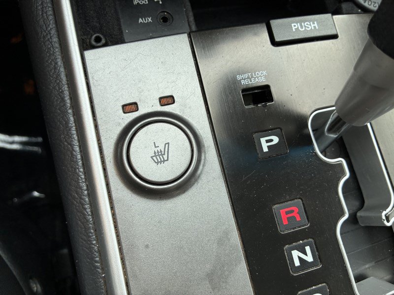 Used 2012 Hyundai Veracruz Limited FWD image 12