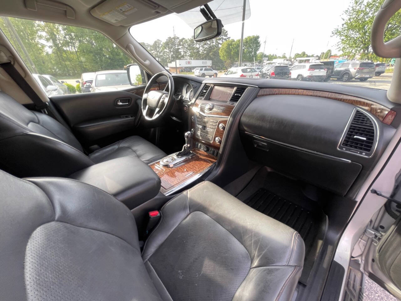 Used 2018 Nissan Armada SV w/ Driver Package RWD image 34
