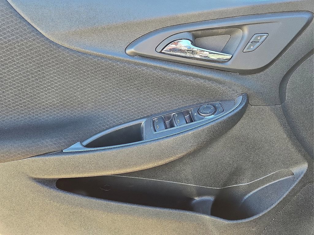 Used 2023 Chevrolet Malibu LT image 19