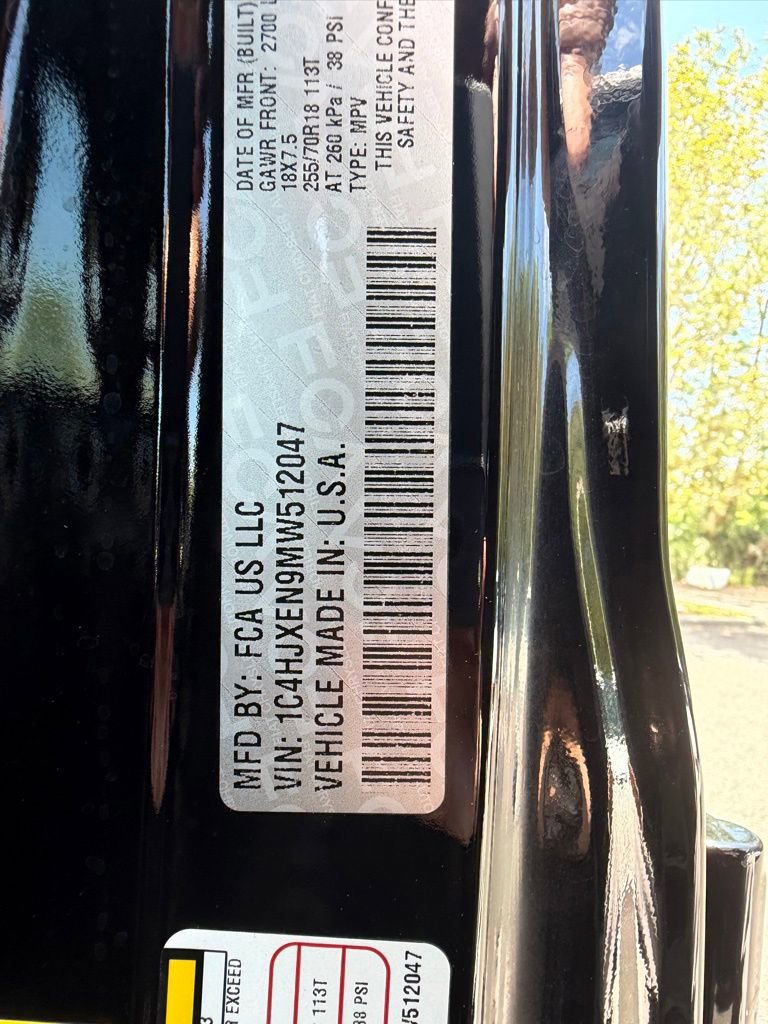 Used 2021 Jeep Wrangler Unlimited Sahara w/ Safety Group AWD/4WD image 28