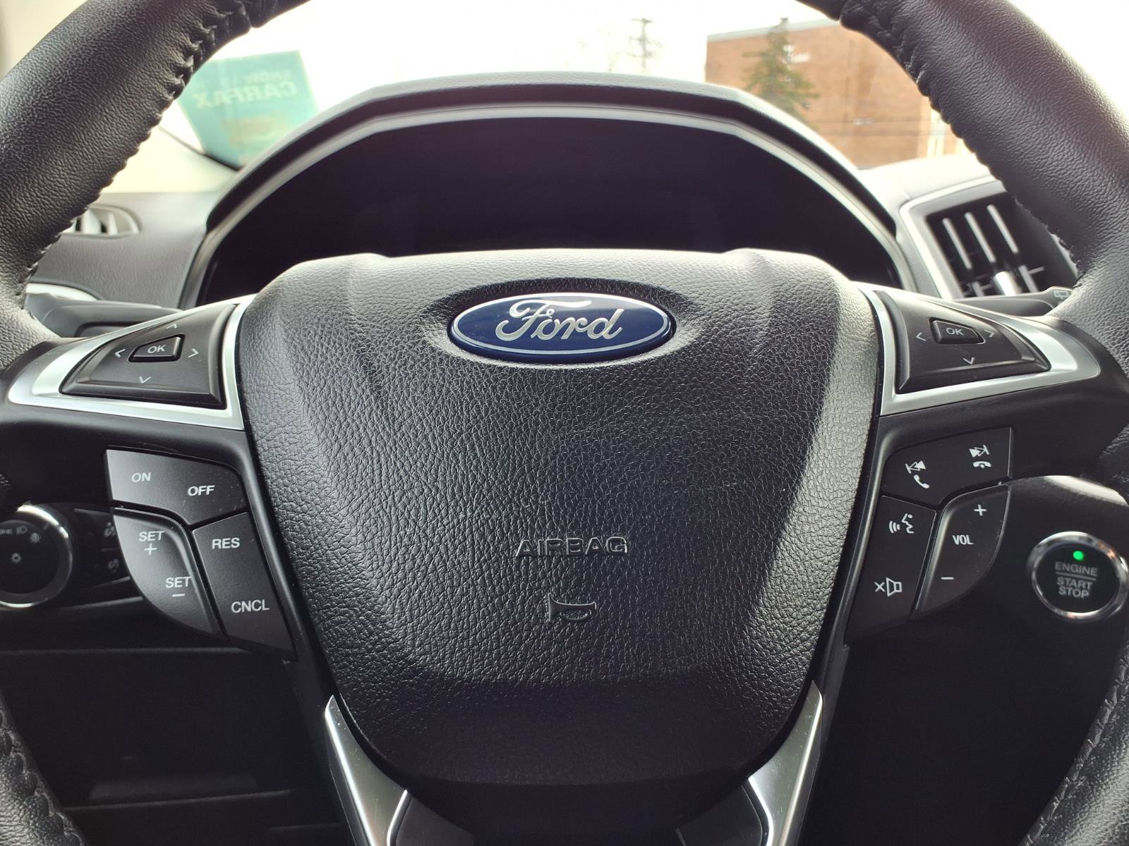 Certified 2024 Ford Edge SEL w/ Convenience Package AWD/4WD image 16