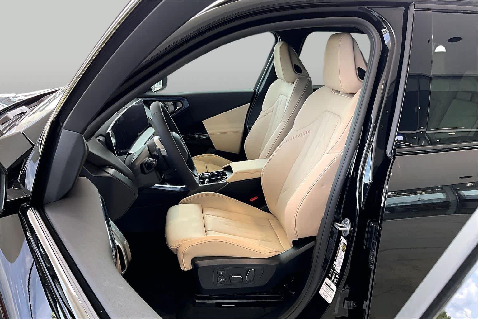 New 2026 BMW X3 xDrive30i w/ Premium Package AWD/4WD image 9