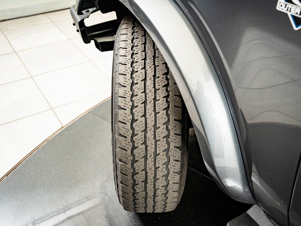 Used 2022 Ford Bronco Outer Banks image 35