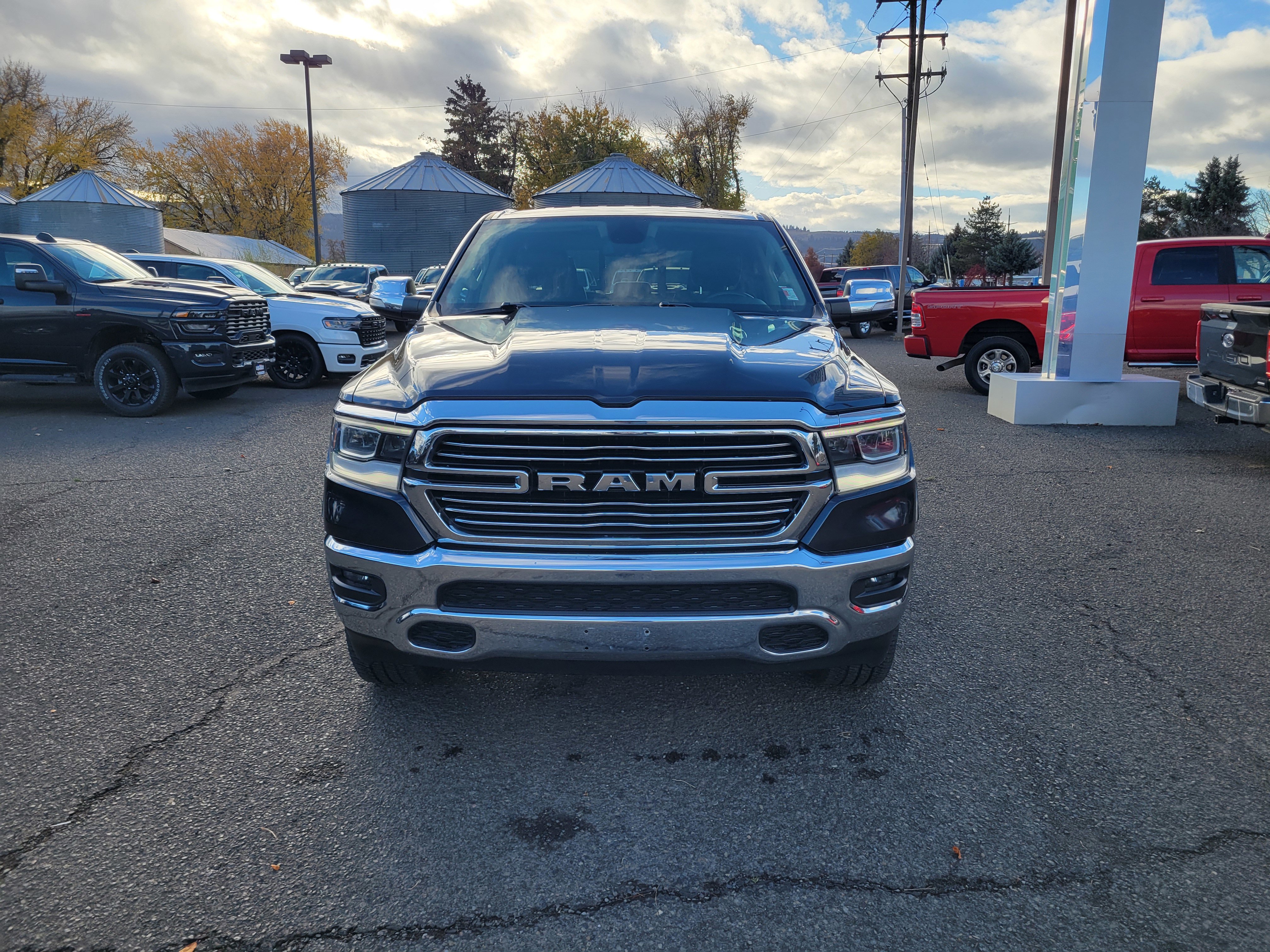 Used 2019 RAM 1500 Laramie image 15