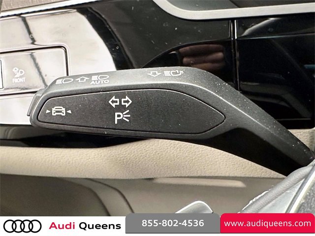 Used 2024 Audi Q8 e-tron Premium Plus image 29