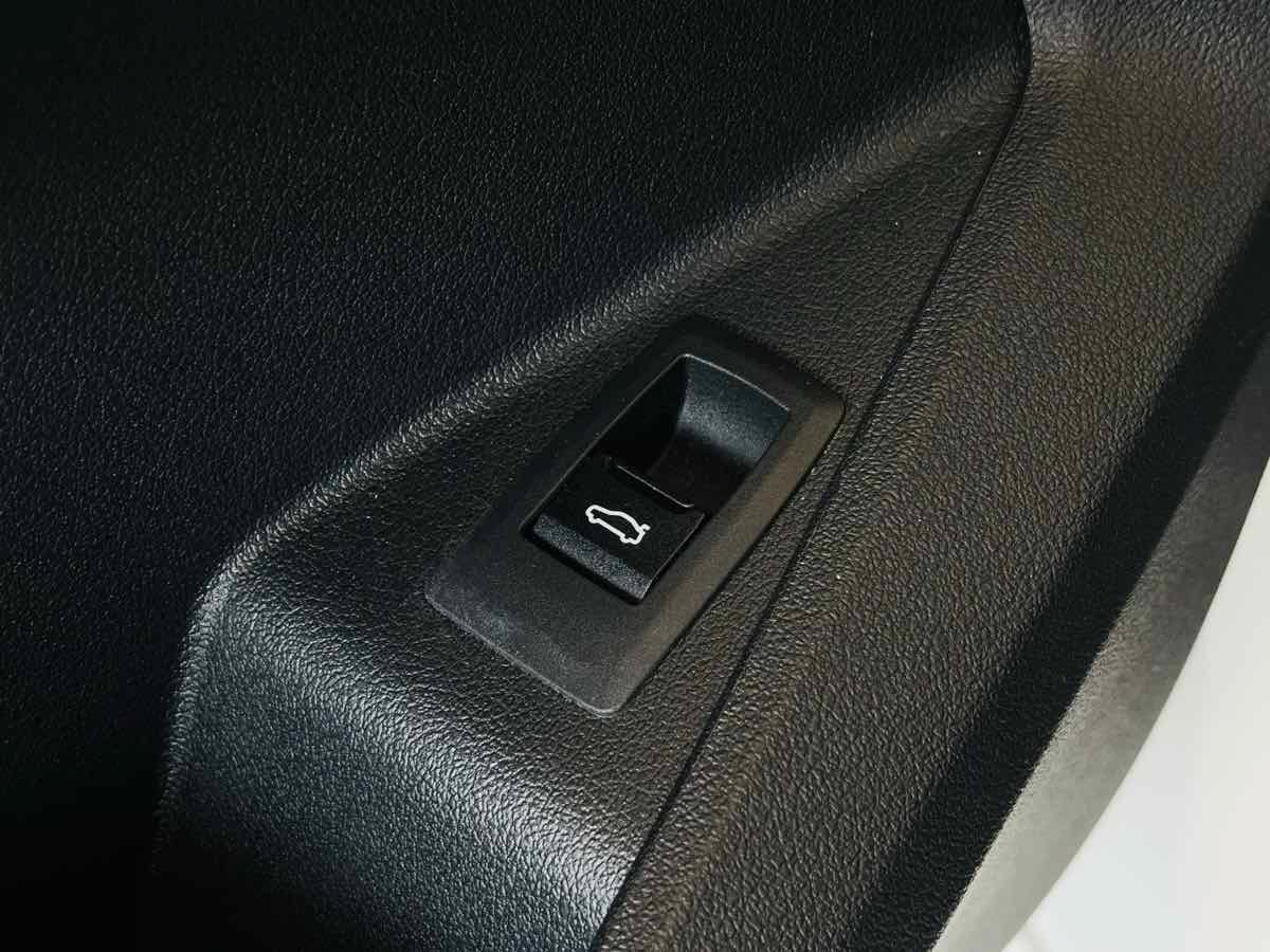 Used 2025 BMW 228i xDrive w/ Premium Package AWD/4WD image 37