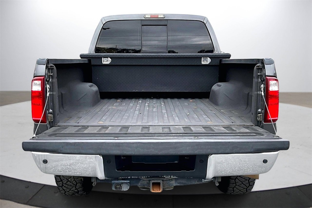 Used 2015 Ford F250 Lariat w/ Chrome Package image 23