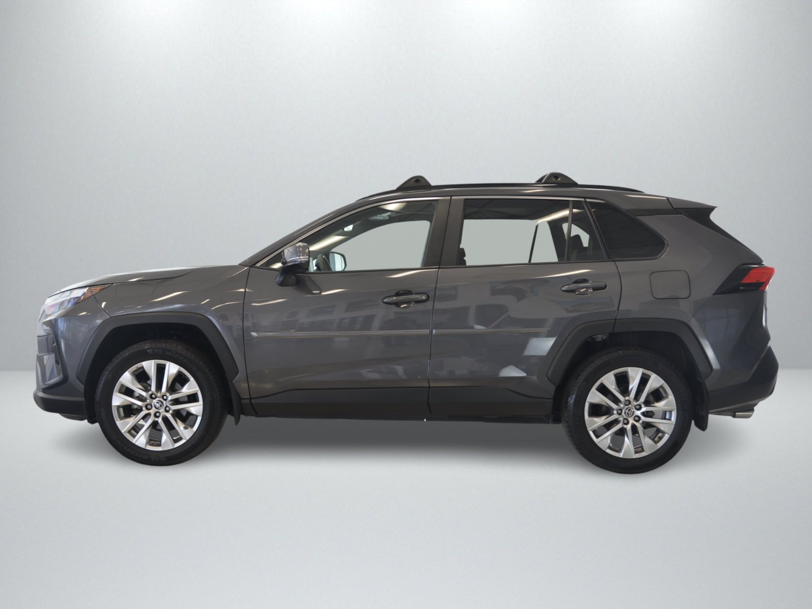 Used 2024 Toyota RAV4 XLE Premium w/ Weather Package AWD/4WD image 2