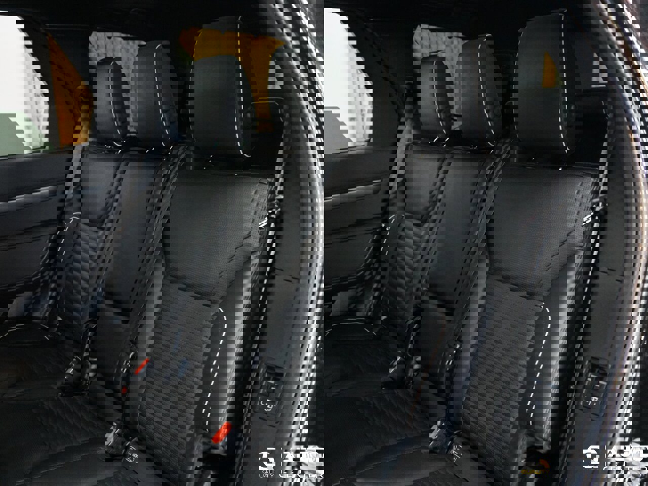 Used 2017 Land Rover Discovery HSE image 41