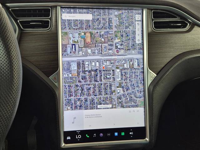Used 2016 Tesla Model X 90D AWD/4WD image 11