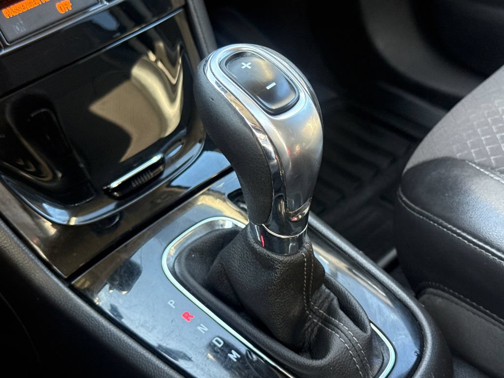 Used 2019 Buick Encore Sport Touring FWD image 26
