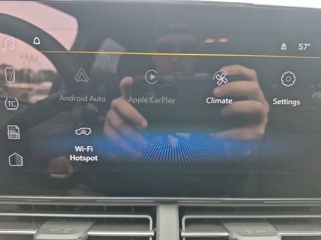 Used 2024 Chevrolet Trax RS w/ Sunroof Package image 21