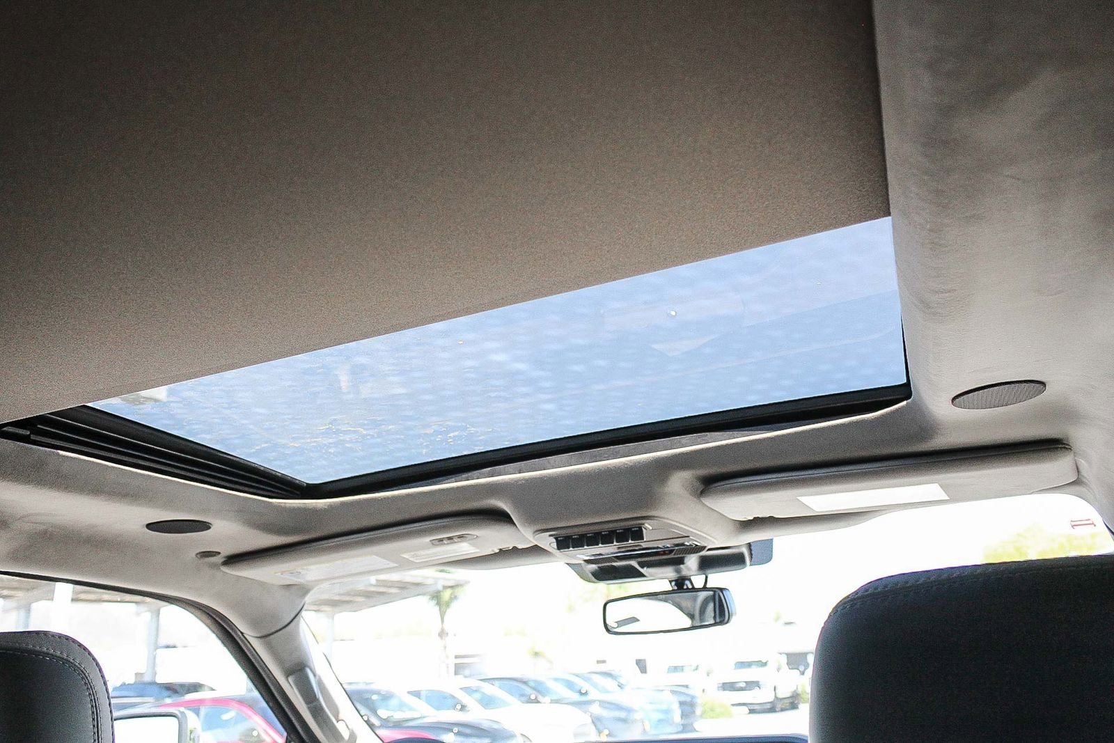 New 2025 Ford F350 Platinum w/ Platinum Plus Package image 17