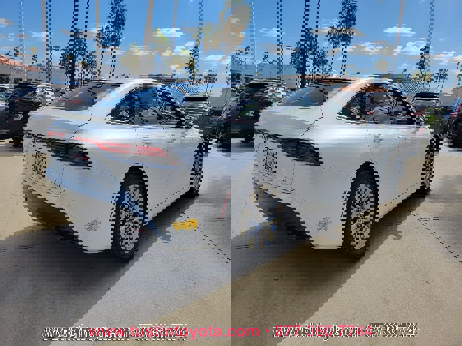 Certified 2022 Toyota Mirai XLE w/ Advanced Technology Package image 4