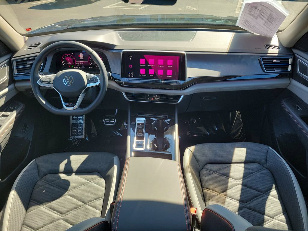 New 2025 Volkswagen Atlas Peak Edition SE AWD/4WD image 16
