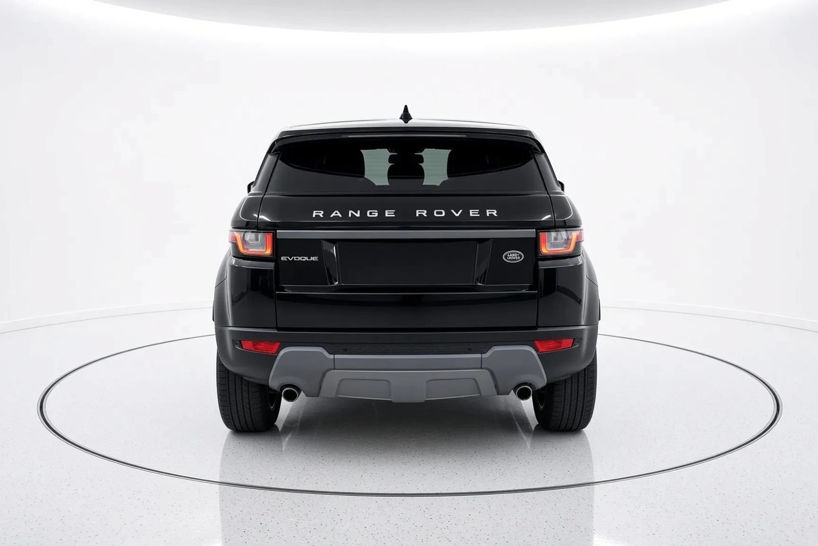Used 2018 Land Rover Range Rover Evoque SE AWD/4WD image 5