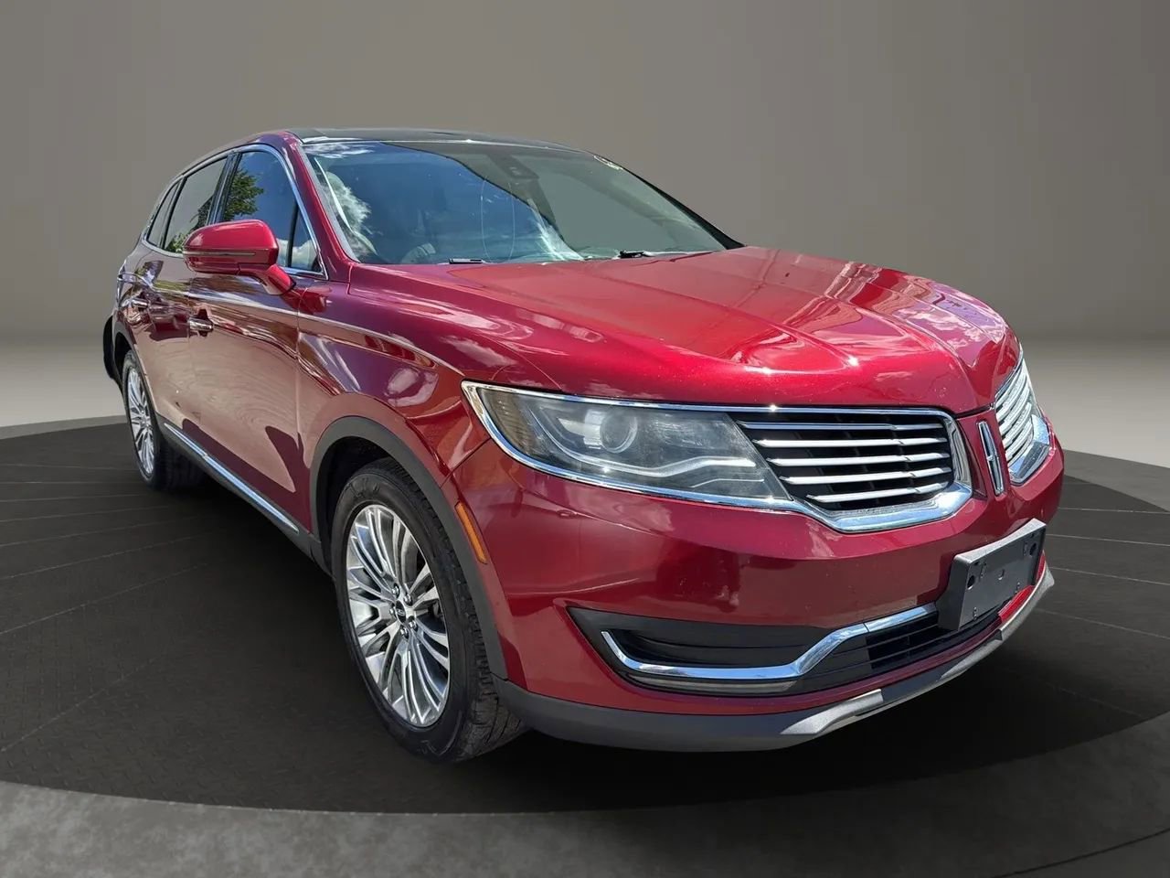 Used 2016 Lincoln MKX Reserve w/ Climate Package AWD/4WD image 3