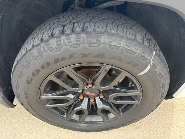 Used 2019 GMC Sierra 1500 Elevation w/ X31 Off-Road Package AWD/4WD image 20