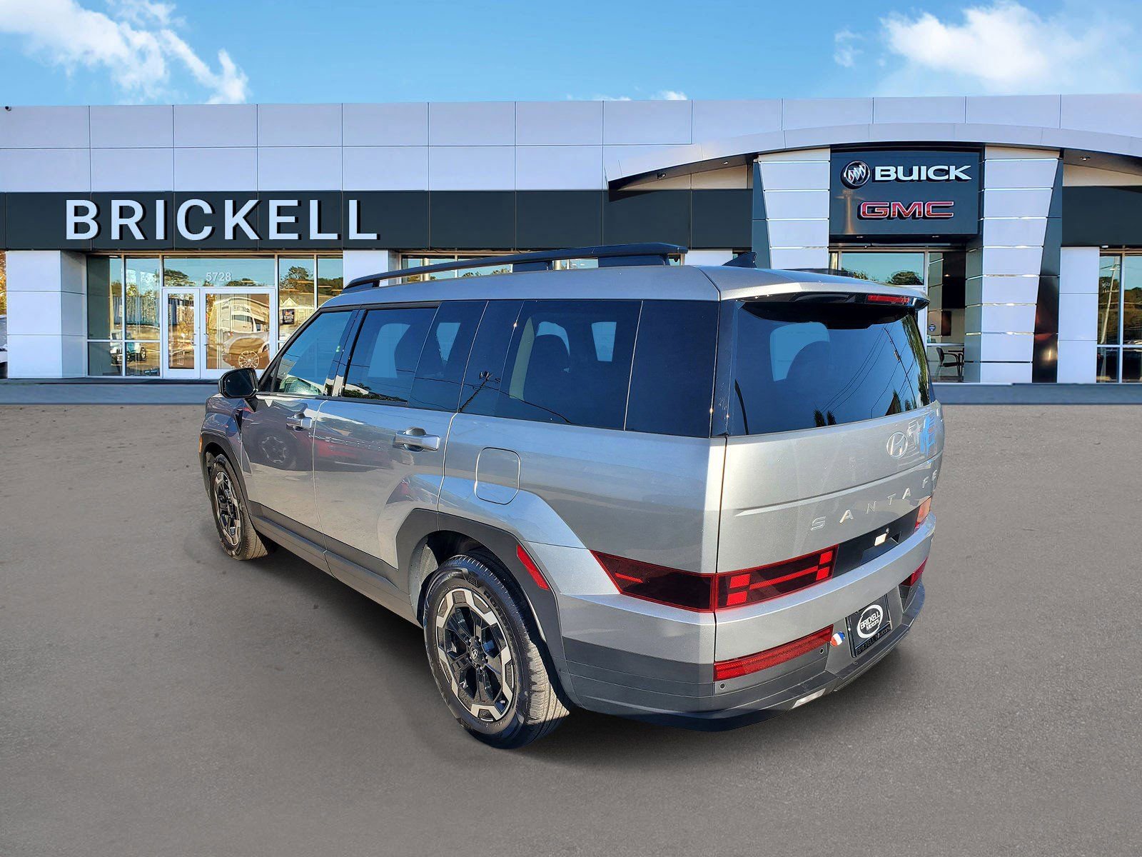 Used 2026 Hyundai Santa Fe SEL FWD image 4