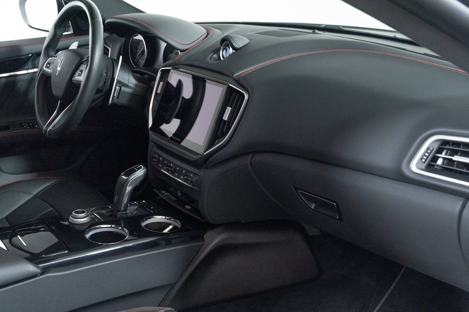 Used 2024 Maserati Ghibli Modena Ultima Q4 AWD/4WD image 28