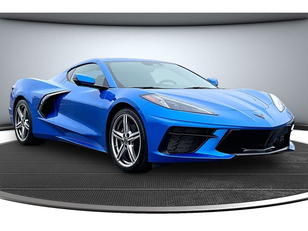 Used 2026 Chevrolet Corvette Stingray Coupe w/ 1LT image 2