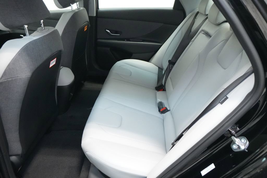 New 2026 Hyundai Elantra Limited image 20