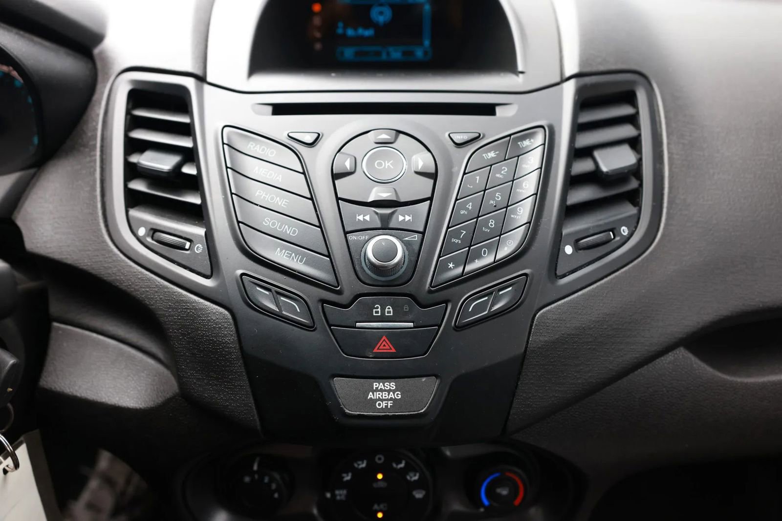 Used 2017 Ford Fiesta S FWD image 31