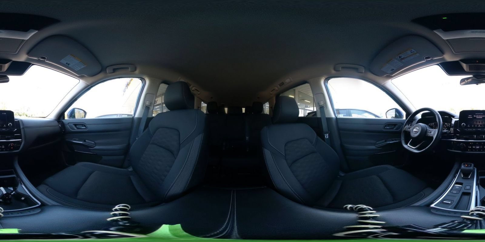 Used 2025 Nissan Pathfinder SV FWD image 39
