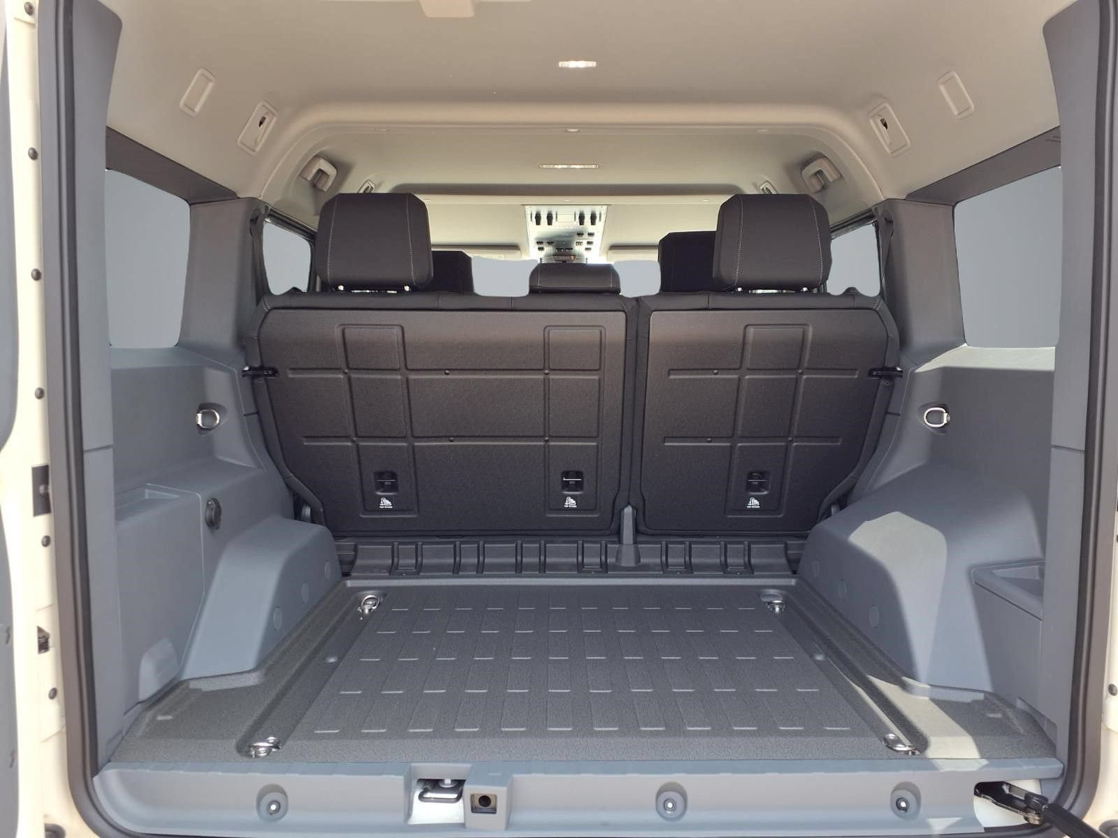 New 2026 INEOS Grenadier Station Wagon AWD/4WD image 11