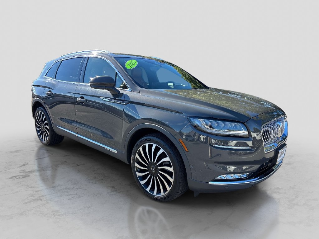Used 2023 Lincoln Nautilus Black Label w/ Class II Trailer Tow Package AWD/4WD image 7