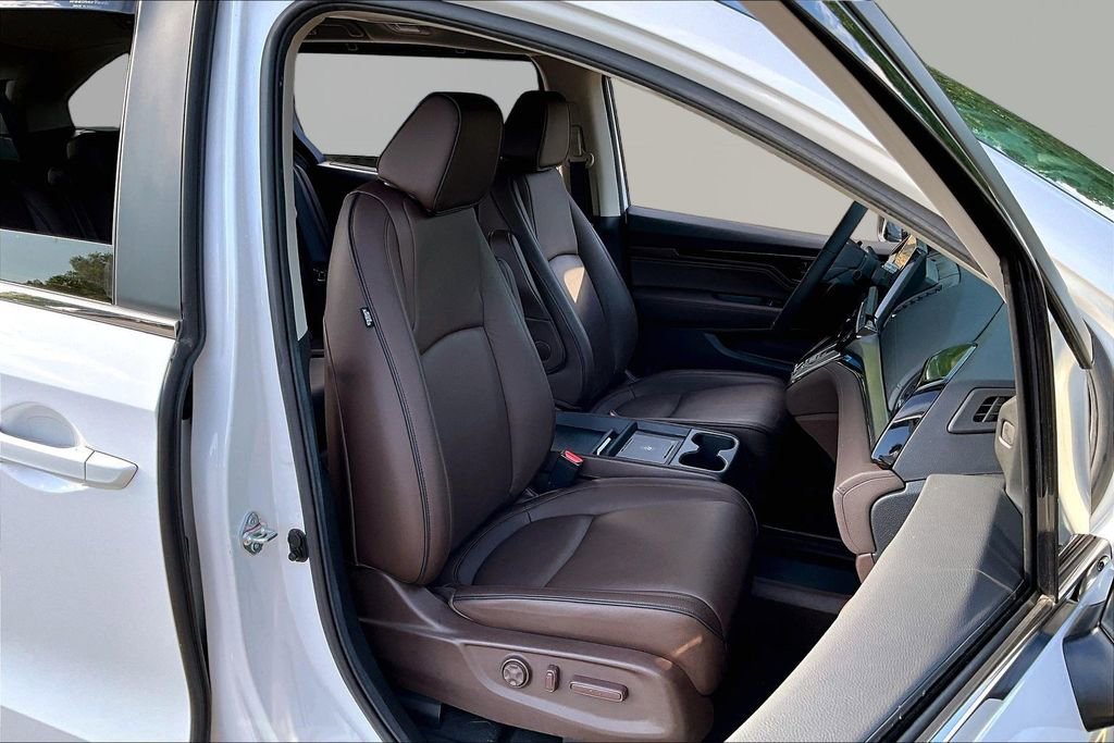 Used 2025 Honda Odyssey Touring image 23