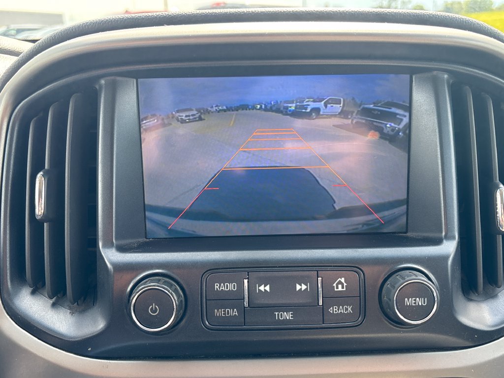 Used 2015 Chevrolet Colorado Z71 AWD/4WD image 33