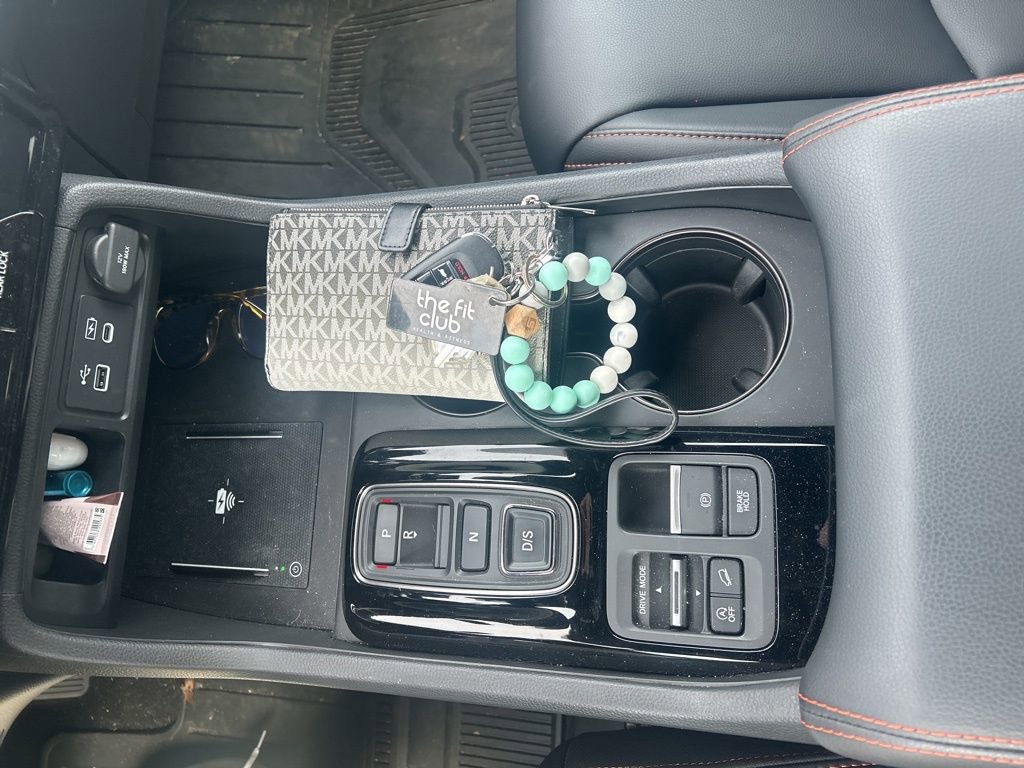 Used 2025 Honda Pilot TrailSport image 18