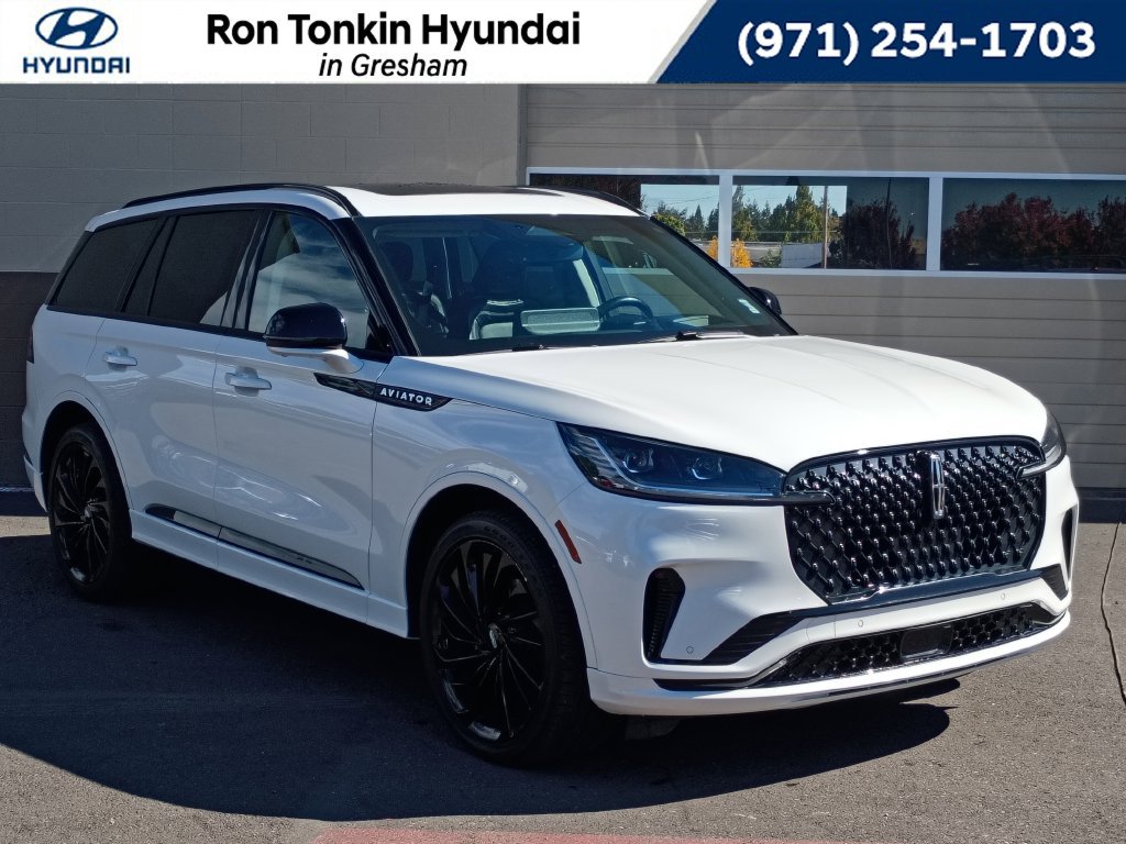 Used 2025 Lincoln Aviator Reserve w/ Jet Appearance Package