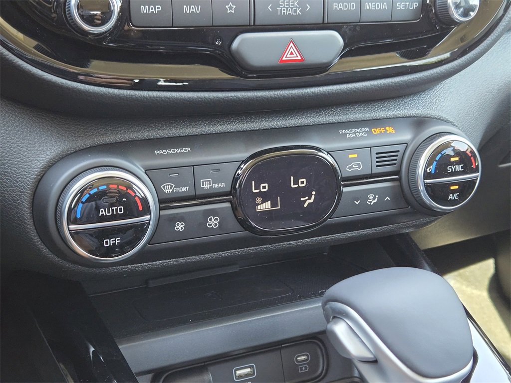 New 2025 Kia Soul GT-Line image 14