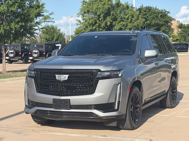 Used 2024 Cadillac Escalade Sport w/ LPO, ONYX Package image 3