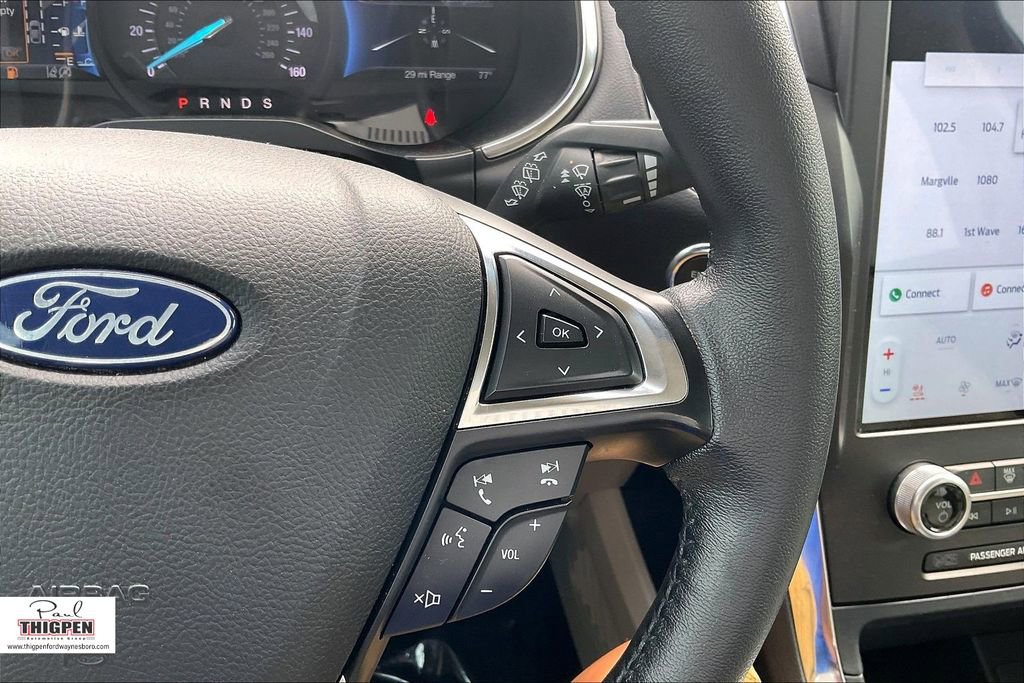 Certified 2021 Ford Edge Titanium image 18