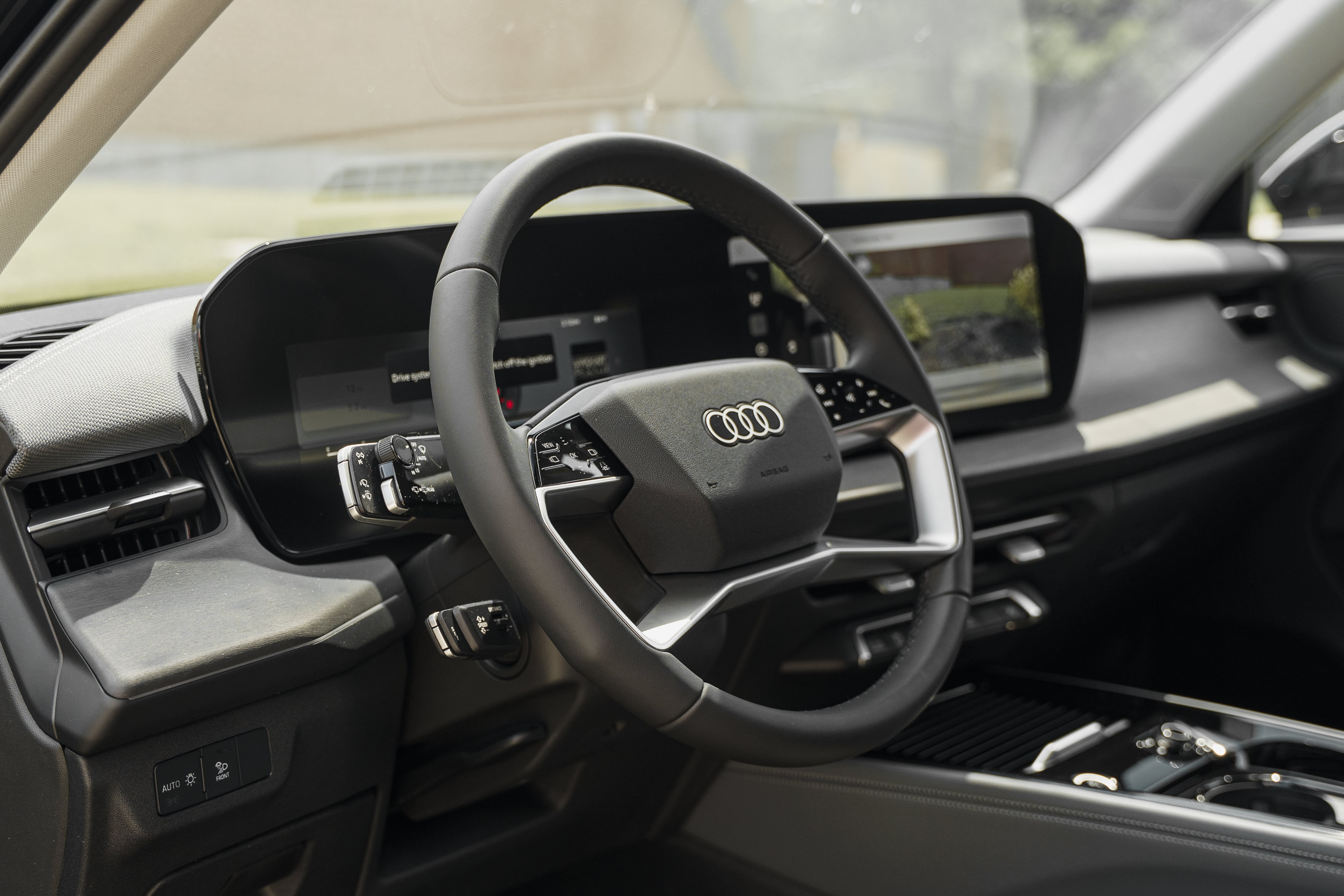 New 2026 Audi Q3 quattro 2.0T AWD/4WD image 8