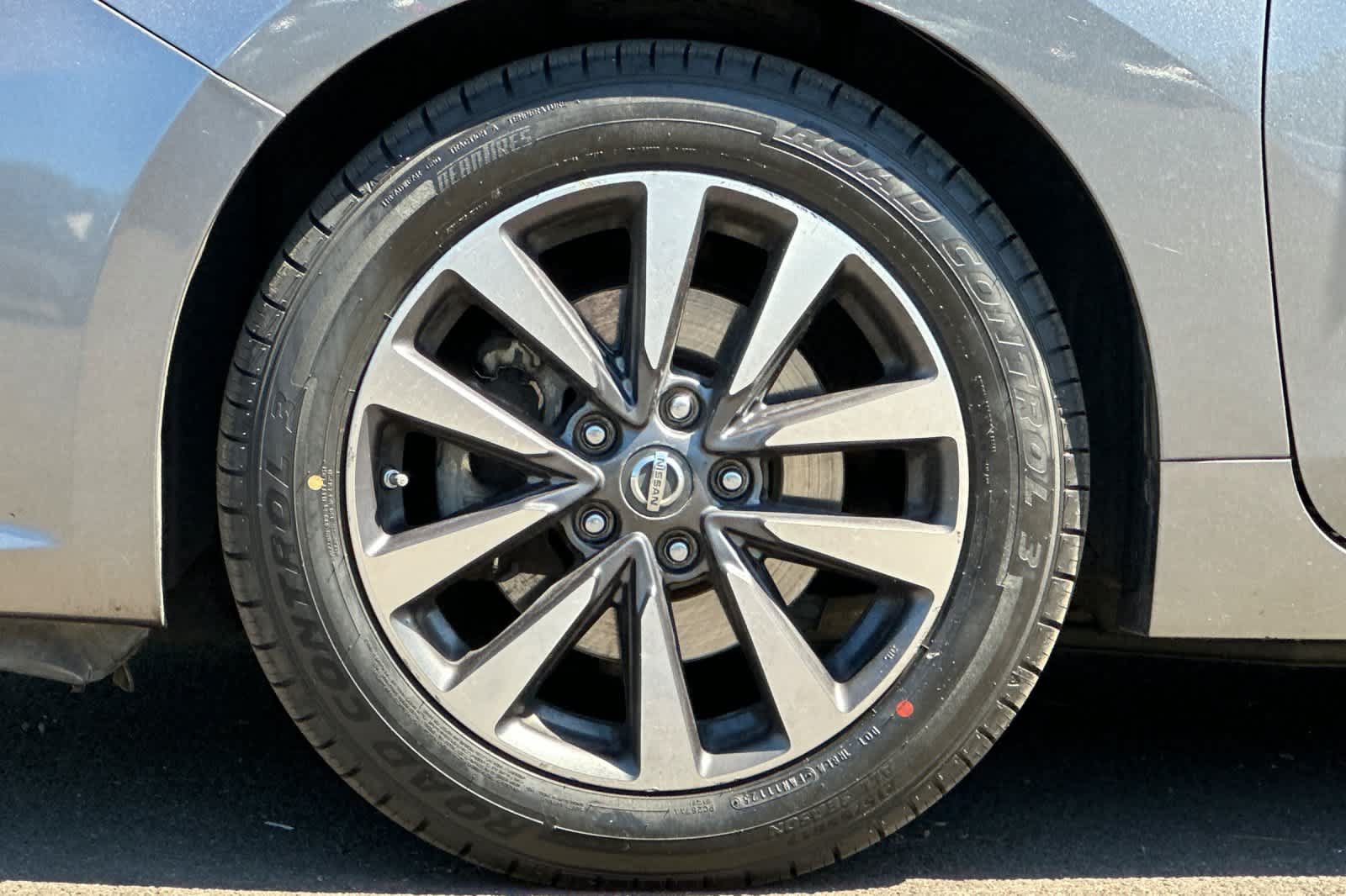 Used 2017 Nissan Altima 2.5 SV FWD image 25