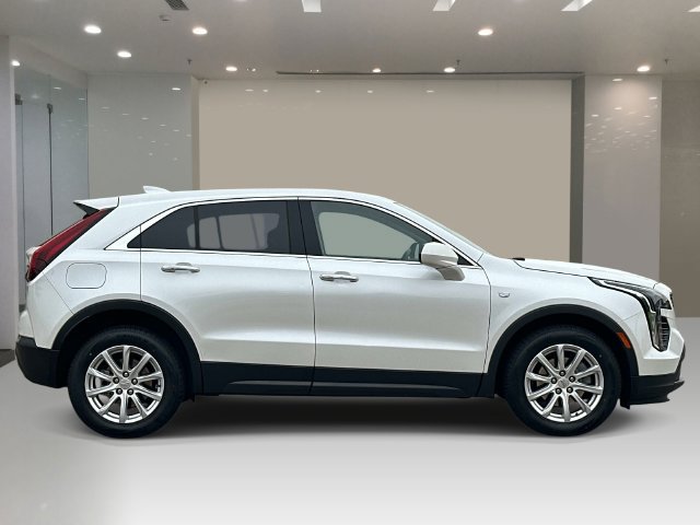 Used 2023 Cadillac XT4 Luxury FWD image 6