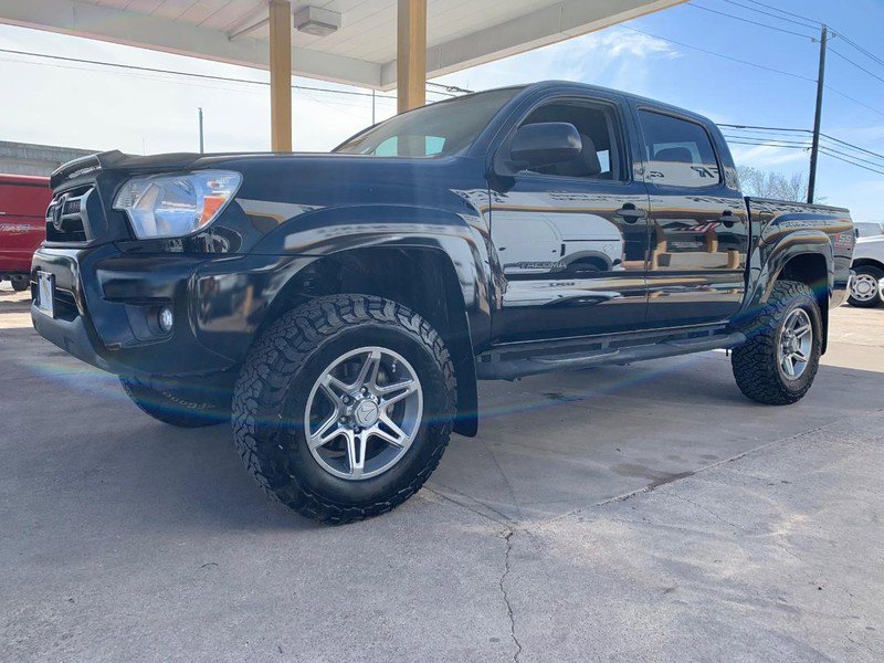 Used 2013 Toyota Tacoma PreRunner w/ SR5 Pkg image 3