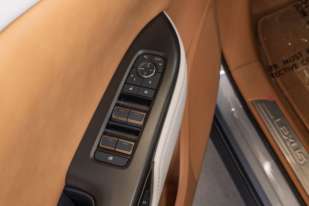 New 2026 Lexus RZ 350e 2WD image 15