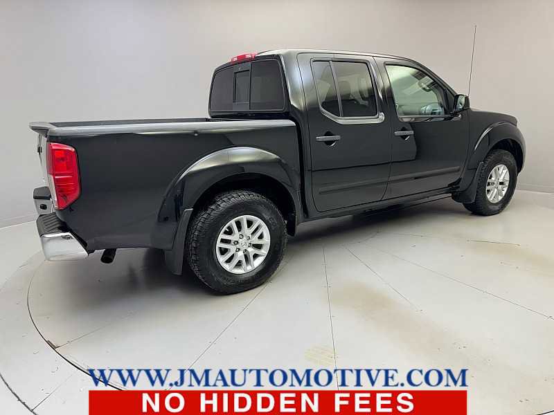 Used 2019 Nissan Frontier SV image 5